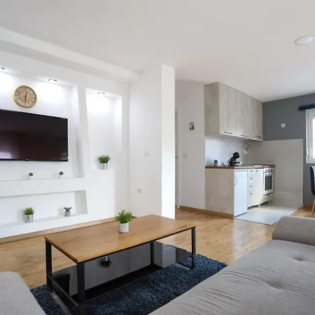 Airport Apartamento *