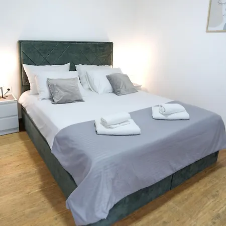 Apartamento Airport *